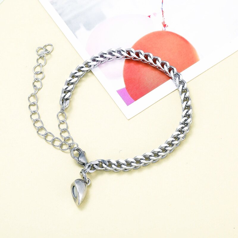 Magnetic Love Heart Bracelet Set - Style Review